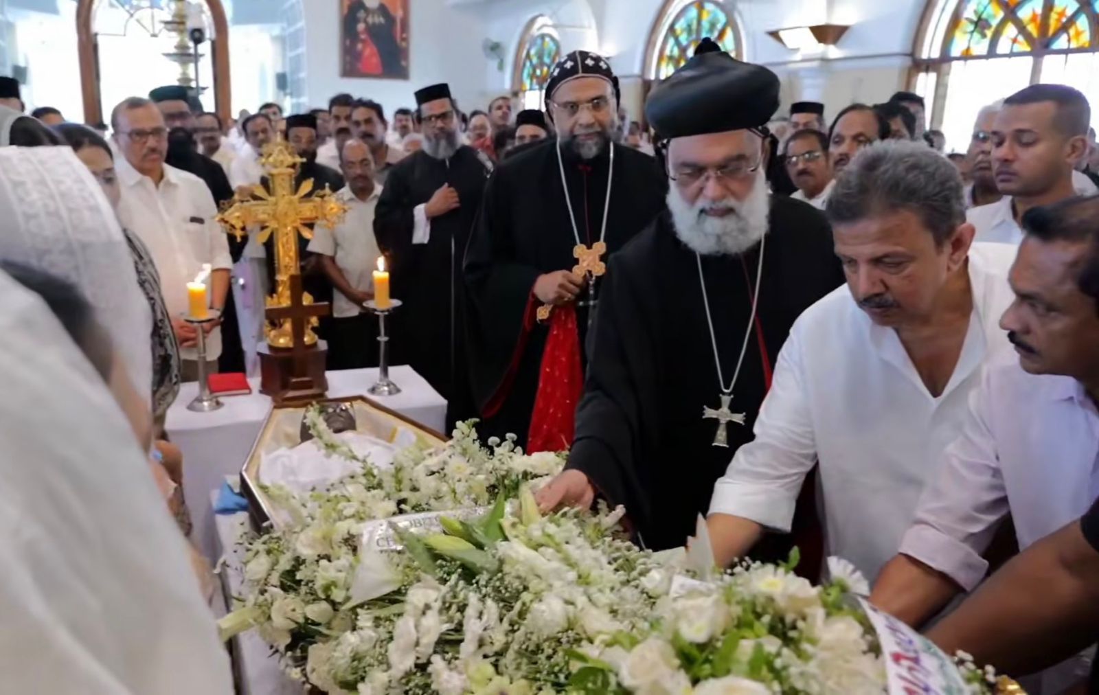ബാറീത്തോ കാശീറോ ജോർജ്ജ് മാത്യു തെക്കേത്തലയ്ക്കലിന് യാത്രാമൊഴി; ആയിരങ്ങളുടെ സാന്നിധ്യത്തിൽ സംസ്കാര ശുശ്രൂഷ