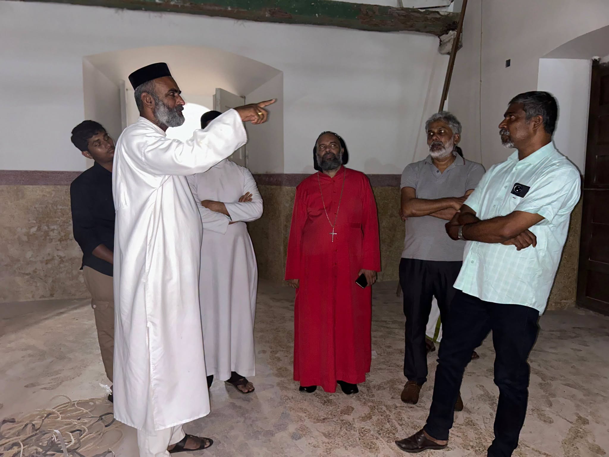 പുനർനിർമാണം പുരോഗമിക്കുന്ന റാക്കാട് സെന്റ് മേരീസ് നേർച്ചപള്ളി സന്ദർശിച്ച് മോർ തീമോഥിയോസ് മാത്യൂസ് മെത്രാപ്പോലീത്ത