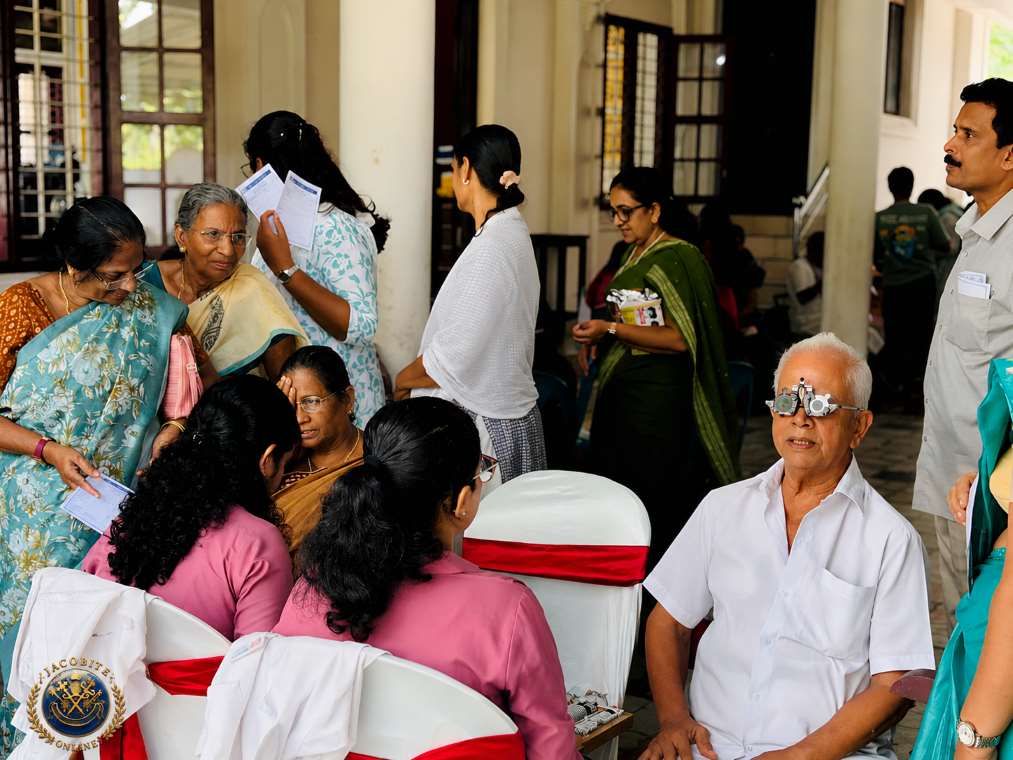കായംകുളം കാദീശാ പള്ളിയിൽ സൗജന്യ നേത്രപരിശോധന ക്യാമ്പ് സംഘടിപ്പിച്ചു
