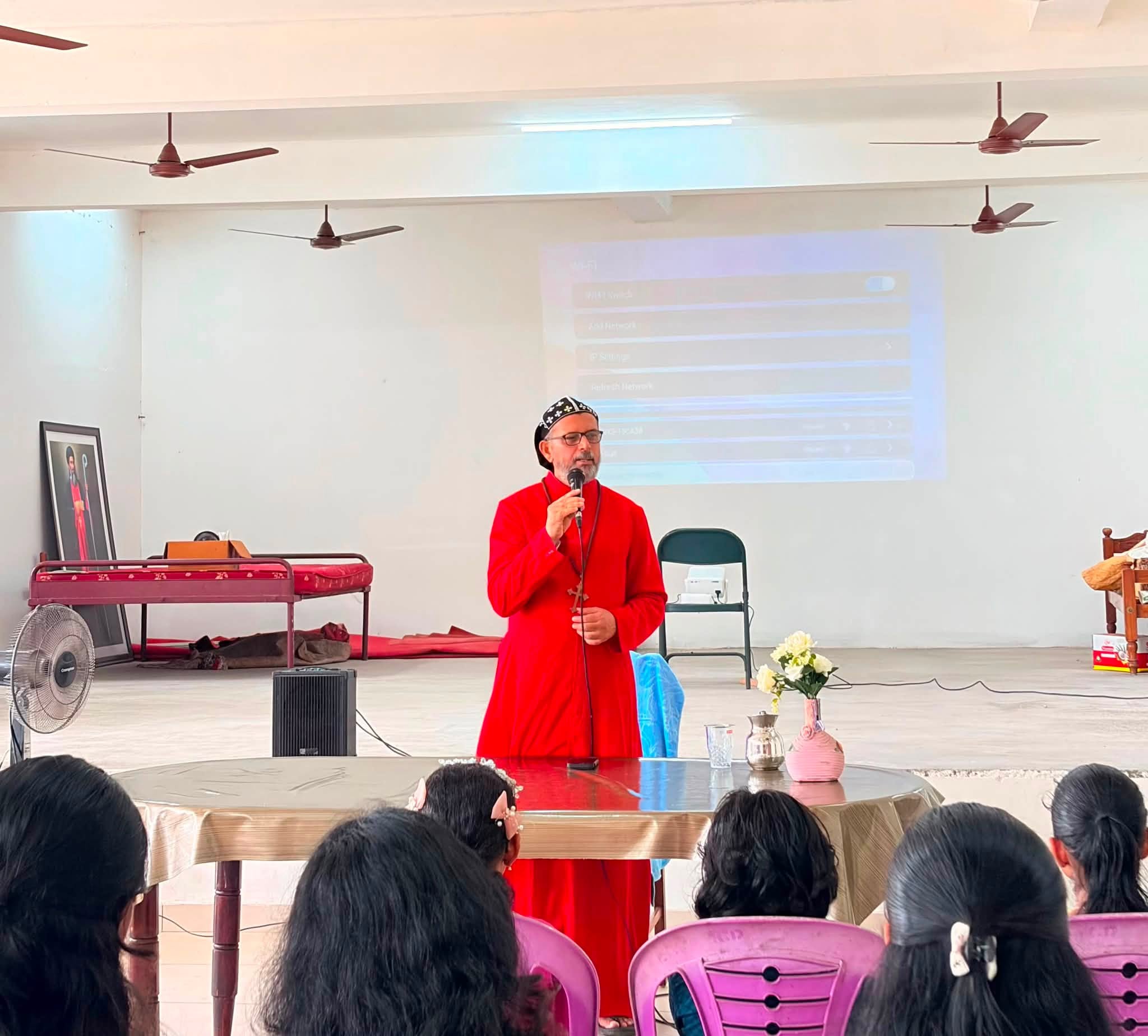 സ്നേഹസ്പർശമായി നിരണം ഭദ്രാസന യൂത്ത് അസോസിയേഷൻ;  അൻപിലെ മാതാപിതാക്കന്മാർക്കൊപ്പം ഒരു സ്നേഹസായാഹ്നം