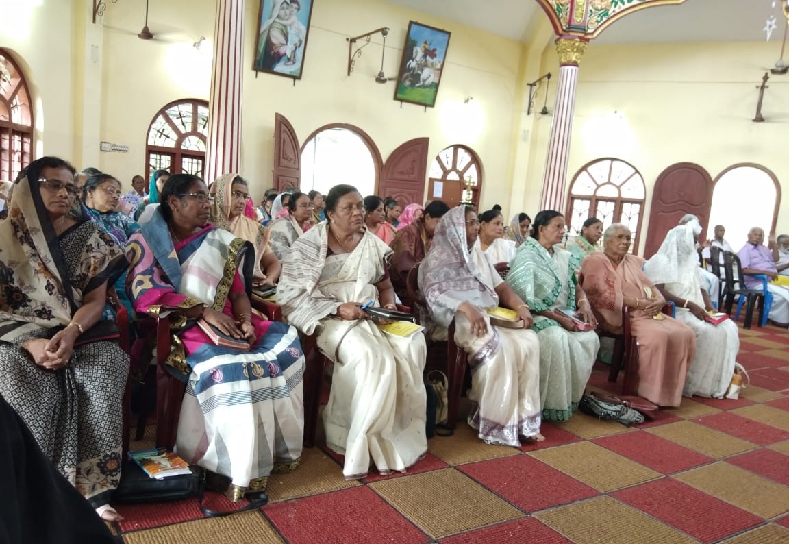 നിരണം ഭദ്രാസന  ഗോസ്പൽ ടീമിന്റെ ധ്യാനയോഗം തിരുവല്ല മഴുവങ്ങാട് പള്ളിയിൽ വച്ച് നടത്തി.