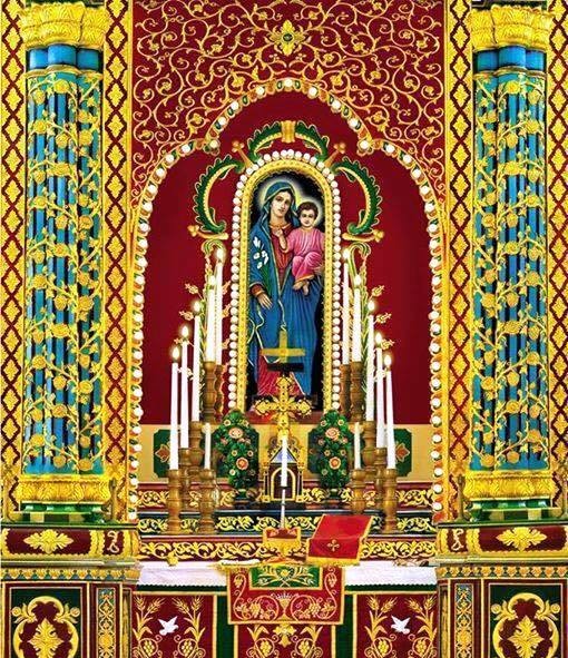 The famous ‘Nada Thurakkal’ opening of the sanctum sanctorum at Manacradu St Mary’s Cathedral