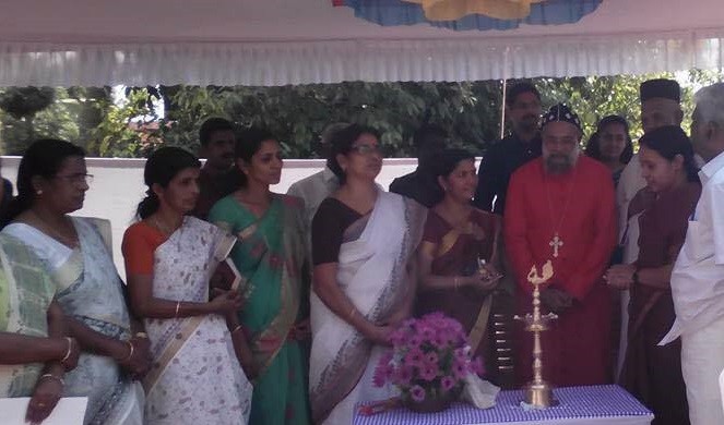 മഞ്ഞനിക്കര പ്രാഥമികാരോഗ്യ കേന്ദ്രത്തിന്റെ തറക്കല്ലിടീൽ നടത്തി